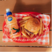 Kids Classic Beef Burger Meal